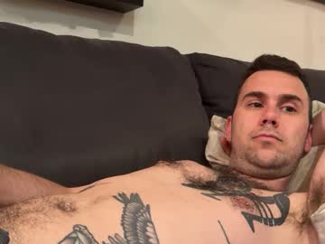 Live gay cam model Prankinosnax streaming now in HD