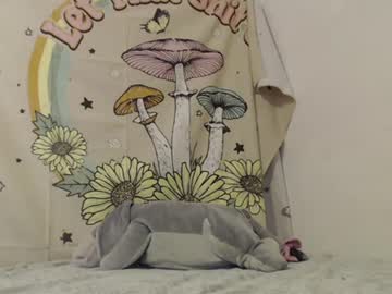 Pregnantpumpkin • milf99y • Michigan, United States • public