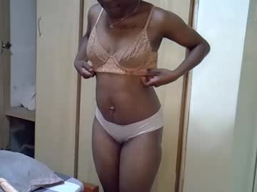 Prettydamelia • ebony22y • ask me • public
