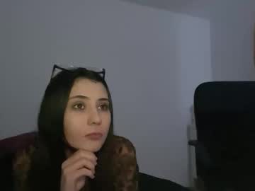 Live cam boy Prettymilis, 19 yrs – Hot Male Cams