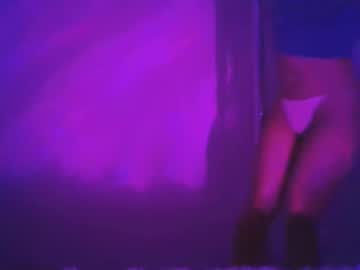 Skinny Asian cam girl Princesskimami live in HD
