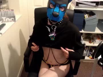 Pup_gee • femboy25y • England, United Kingdom • public