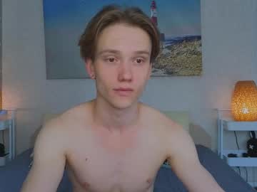 Pupsenish, 22 years old, doggy style naked [184 tokens left] #new #cum #bigdick #young #fit, webcam photo