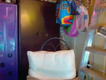 Pussy_licker0127 • sensual62y • LAS VEGAS, United States • public