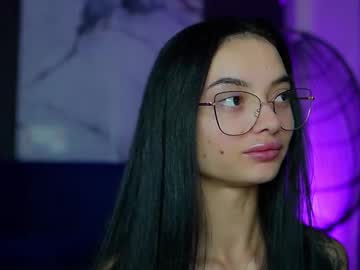 Rachelravee, ? Feel free to explore my body and make it tremble ? - Multi Goal: ? Get Me Wet ? [321tk each Goal] #lovense #skinny #creampie #young #natural, webcam photo