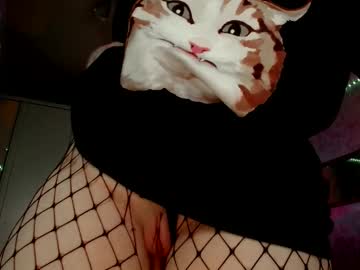 raiingurl - Live EU Performer