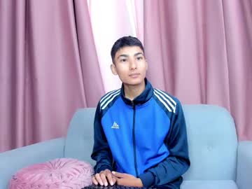 Raven_yees, 19 years old, GOAL: get naked baby show ur body [300 tokens remaining] Welcome to my room! #18 #new #twink #cum #young, webcam photo