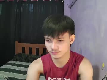 Hairy cam model Ravenheaventhns, 21 yrs live now