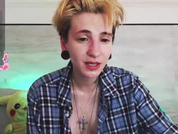 Ray__taylor • lesbian24y • Your thoughts • public
