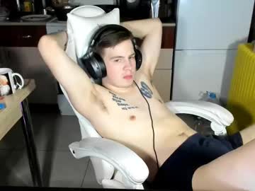Ray_hill, 24 years old, funny cumshow in public !!!) [1000 tokens left] #hairy #bigcock #new #cum #yung, webcam photo