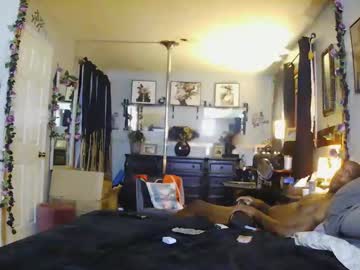 Redy4blaq • interracialcouple • Illinois, United States • public