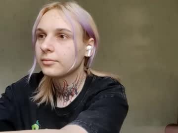Regenademarrais, 18 years old, GOAL - smile close up | they plant a tree for each fan club lol  #new #18 #young #cute #shy [20 tokens remaining], webcam photo