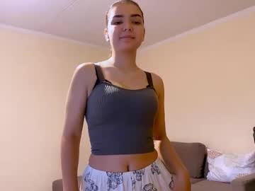 Reginelawary, 18 years old, Goal - belly dance  !!!! Hi guys this is my first day here! #shy #smalltits #new #natural #18 [40 tokens remaining], webcam photo