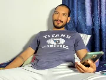Renko789 big cock cam stud 32 yrs streaming live