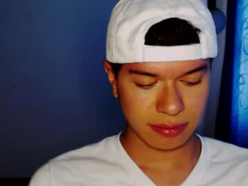Feet Cams Live model Rexbunnybody, age 20 streaming Foot Fetish VR