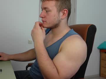 Richard_dullas, 18 years old, Richard_dullas's #new #young #18 #huge #flexing, webcam photo