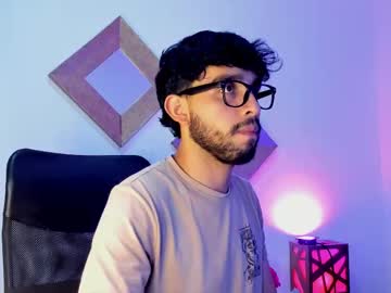 Rick_1921, 21 years old, Hi guy´s, it's my first week! Goal: cum show #cum #young #bigdick #latino #new, webcam photo