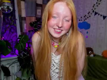 Ritasweety18, 18 years old, GOAL: look under my skirt in doggy [45 tokens remaining] Welcome to my room! #redhead #bush #cute #natural #18, webcam photo