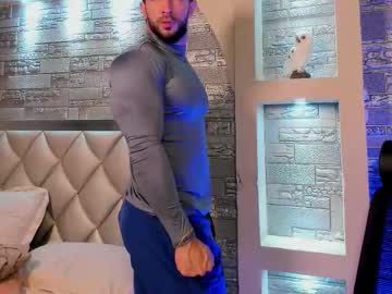 Muscle cam star Rocco_fontaine, 34 yrs
