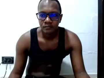 Live gay cam model Rockers77727 yrs streaming now in HD