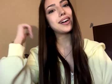 Rosenavillifana, 18 years old, Hi ! My name is Mimi , Im #new. GOAL :  rain kisses  <3   #teen #shy #18 #young [44 tokens remaining], webcam photo