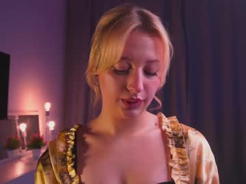 Rue_novella, 19 years old, Your personal relax day <3  goal : Untie my robe to surprise you / Playful show with sincere emotions and nice music #young #skinny #teen #bigass #shy [30 tokens remaining], webcam photo