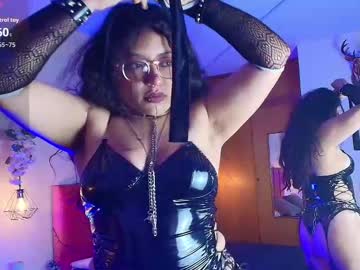 Squirting cam girl Sabrinav_ age 19 yrs live now