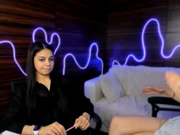 Sadly_per, 19 years old, GOAL: make me happy and support me in my first day [2160 tokens remaining] Welcome to my room! #talk #18 #cute #dance #new, webcam photo