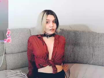 Skinny Asian cam girl Saika_chan | 19 yrs live in HD