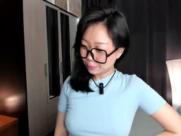 Skinny Asian cam girl Salamancadid01 | 18 yrs live in HD