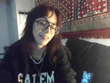 Hairy cam model Salemmoon, 99 yrs live now