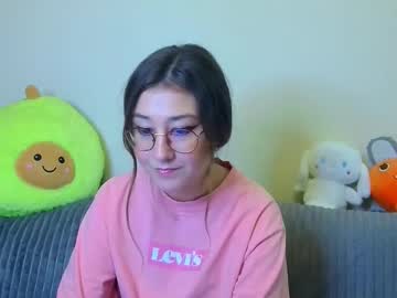Sally_mansonx, 20 years old, Goal: ??Stand and show the body? #cute #new #c2c #feet #tease - Next Goal: ??Show my bra and panties?, webcam photo