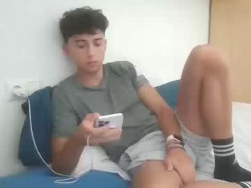 Sandrotwink, 19 years old, Goal: STAY WITHOUT SHIRT #bigdick #skinny #teen #young #twink - Next Goal: STAY WITHOUT TROUSERS, webcam photo