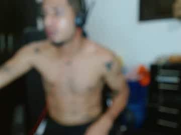 Muscle cam star Santi_sexyboy2024