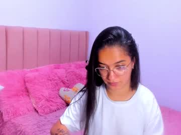 Catch me live as Sarah_stone15, age 25 yrs in premium male cam shows