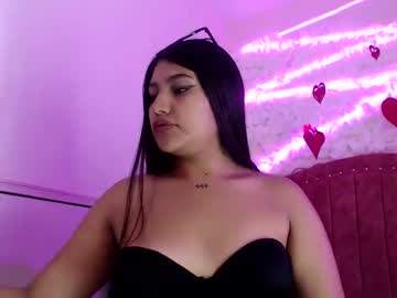 Hairy cam model Sarastonesx, 22 yrs live now