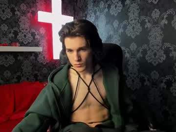 BDSM Master Sashafucksasha 20 yrs live domination webcam