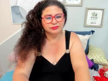 Sashagreys1 • mature47y • colombia • public