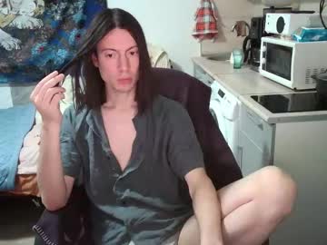 Live gay cam model Sashaxxxbellucci streaming now in HD