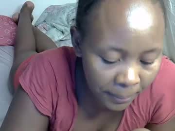 sassy_bella - Live EU Performer