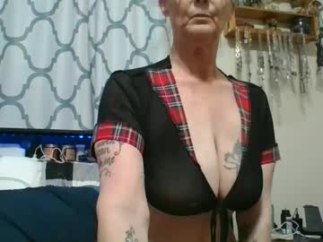 sassygurl24 - Live EU Performer