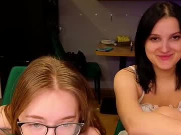 Sav_anna, 21 years old, GOAL: tease with shorts [44 tokens remaining] We love you! <3 #young #teen #18 #shy #couple, webcam photo