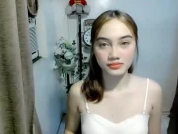 Squirting cam girl Sawsawera live now