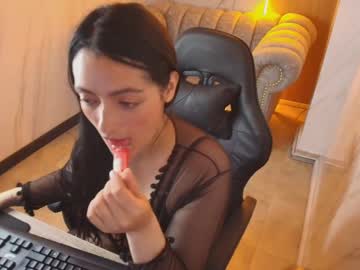 Scarlett_tf, 29 years old, GOAL: Flash tits [37 tokens remaining] Welcome to my room! #laina #bigass #cum #lovense #new, webcam photo