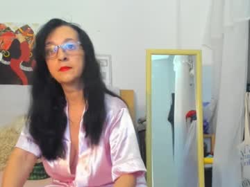 Selene_milf_ • lovense • Colombia • public