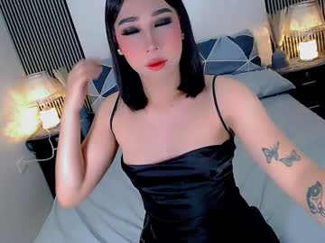 Skinny Asian cam girl Seraphina_ghrey live in HD