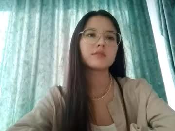Shavonlangeness, 19 years old, Goal: I feel a bit shy… but I want to try my first soft dance for you, First day here! Uhmm Hello guys :) #new #shy #asian #teen #18 [87 tokens remaining], webcam photo