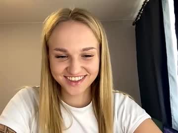 Sheenahanks, 18 years old, Goal take off my bra?? Hello there! My name is Maria im very exited and want to know u closer #lovense #18 #bigboobs #young #bigass [98 tokens remaining], webcam photo