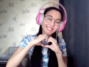 Sheenakensinger, 18 years old, Andy is here! Welcome! goal: take my finger in teeth and winks ^^  #asian #teen #cute #18 #new [5 tokens remaining], webcam photo