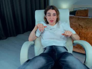 Shemekafarhart, 18 years old, Goal - Unbox my boobs:take off my t-shirt . Hello Guys My Name Is Demina Its My First Day Here And i Am #new , also i am #shy To Be On Camera. Lets See #slim and #petite Body #teen. [63 tokens remaini, webcam photo
